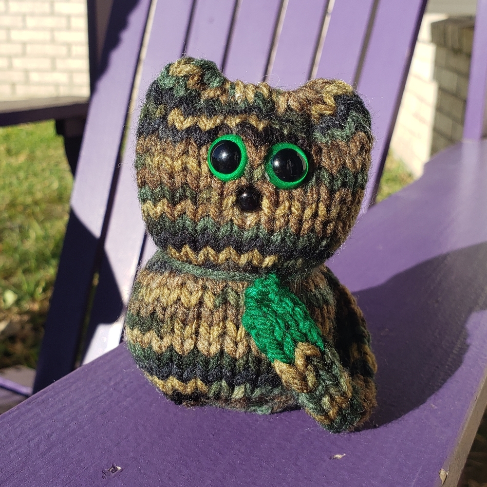 SALE Tiny handmade knit Kitty